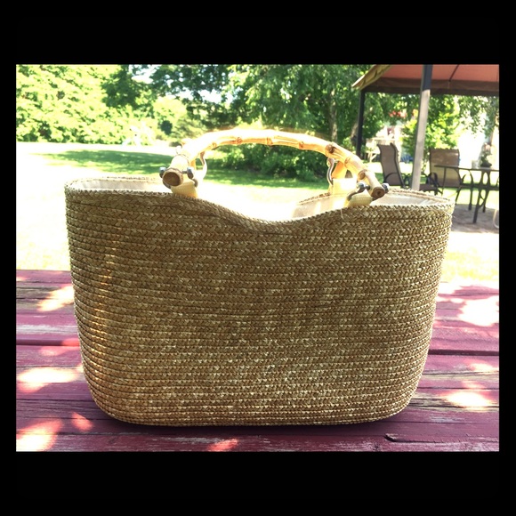 St. John's Bay Handbags - 🌻St. John’s Bay straw bag (3️⃣ for 💲2️⃣0️⃣)